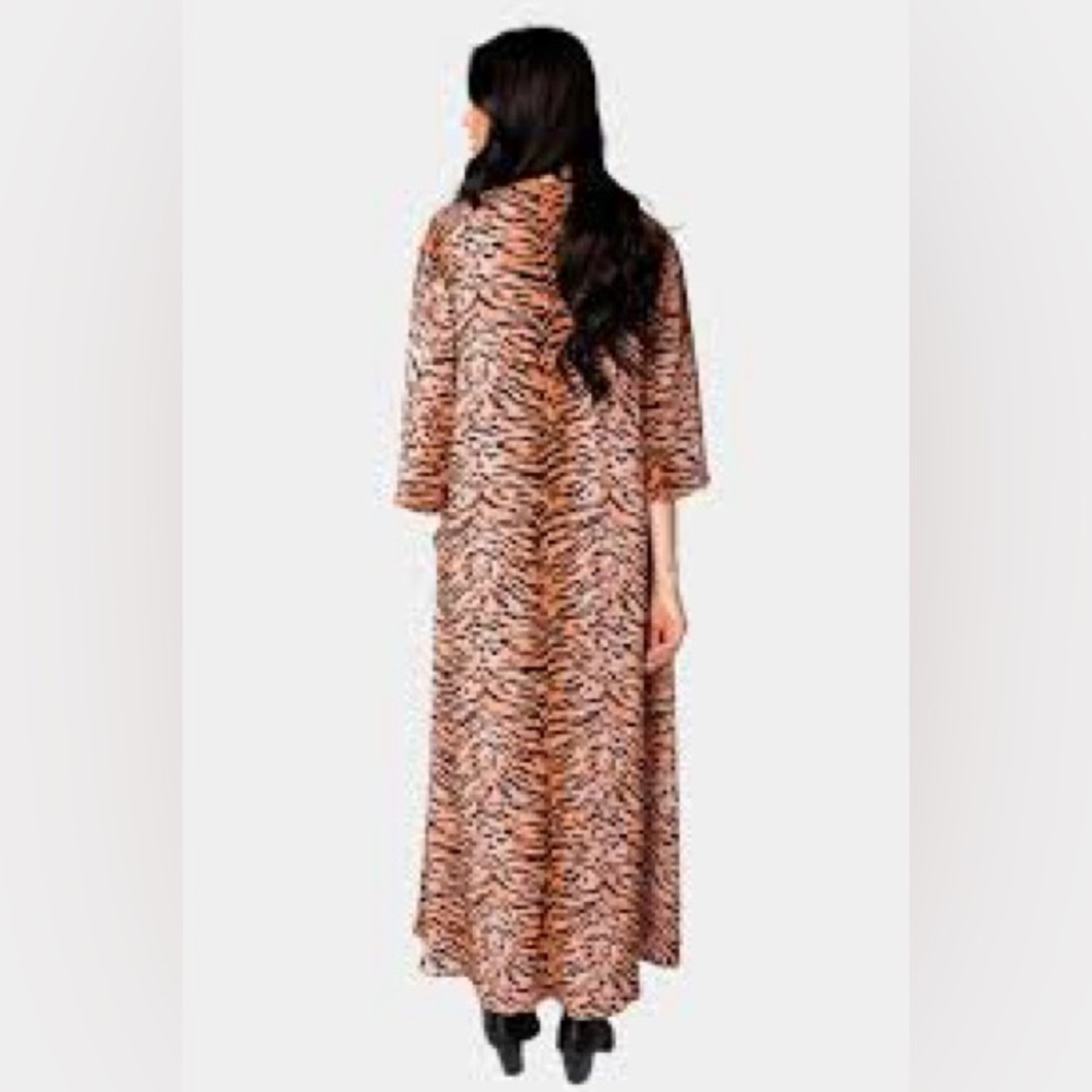 Buddy Love Alix Madi Length Duster/Kimono in Siberian Tiger, M/L - Picture 12 of 13